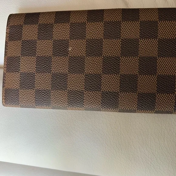Authentic Louis Vuitton Damier Ebene Wallet - Picture 8 of 11